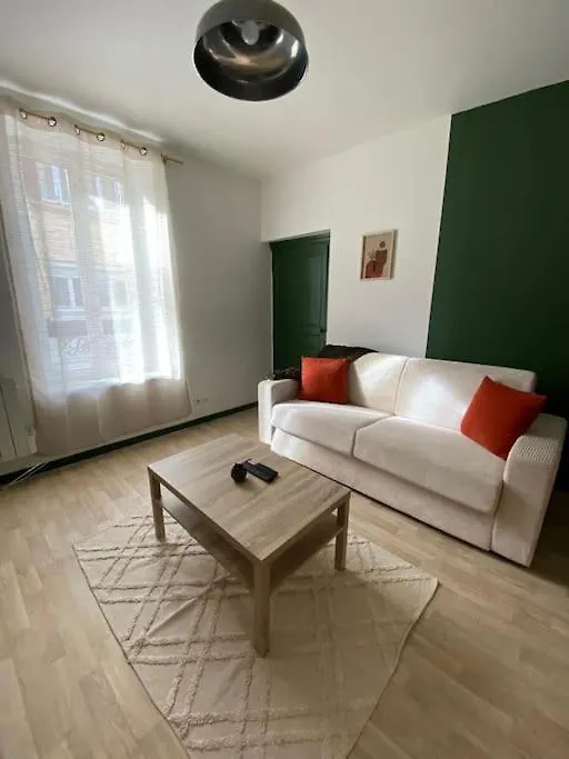 City Nest Cosy Et Spacieux Le Peage-de-Roussillon 0*,