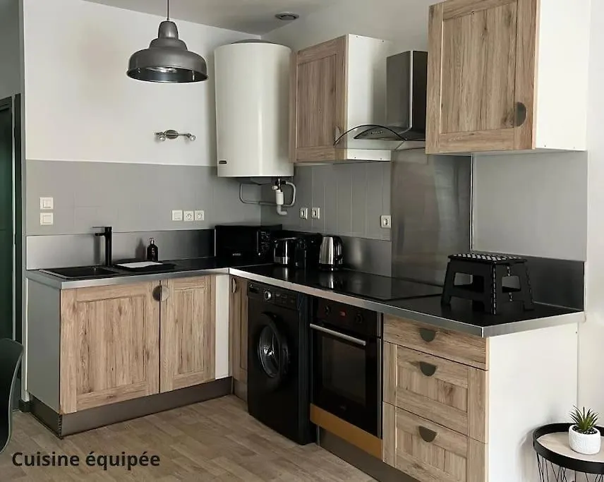 City Nest Cosy Et Spacieux Le Peage-de-Roussillon France